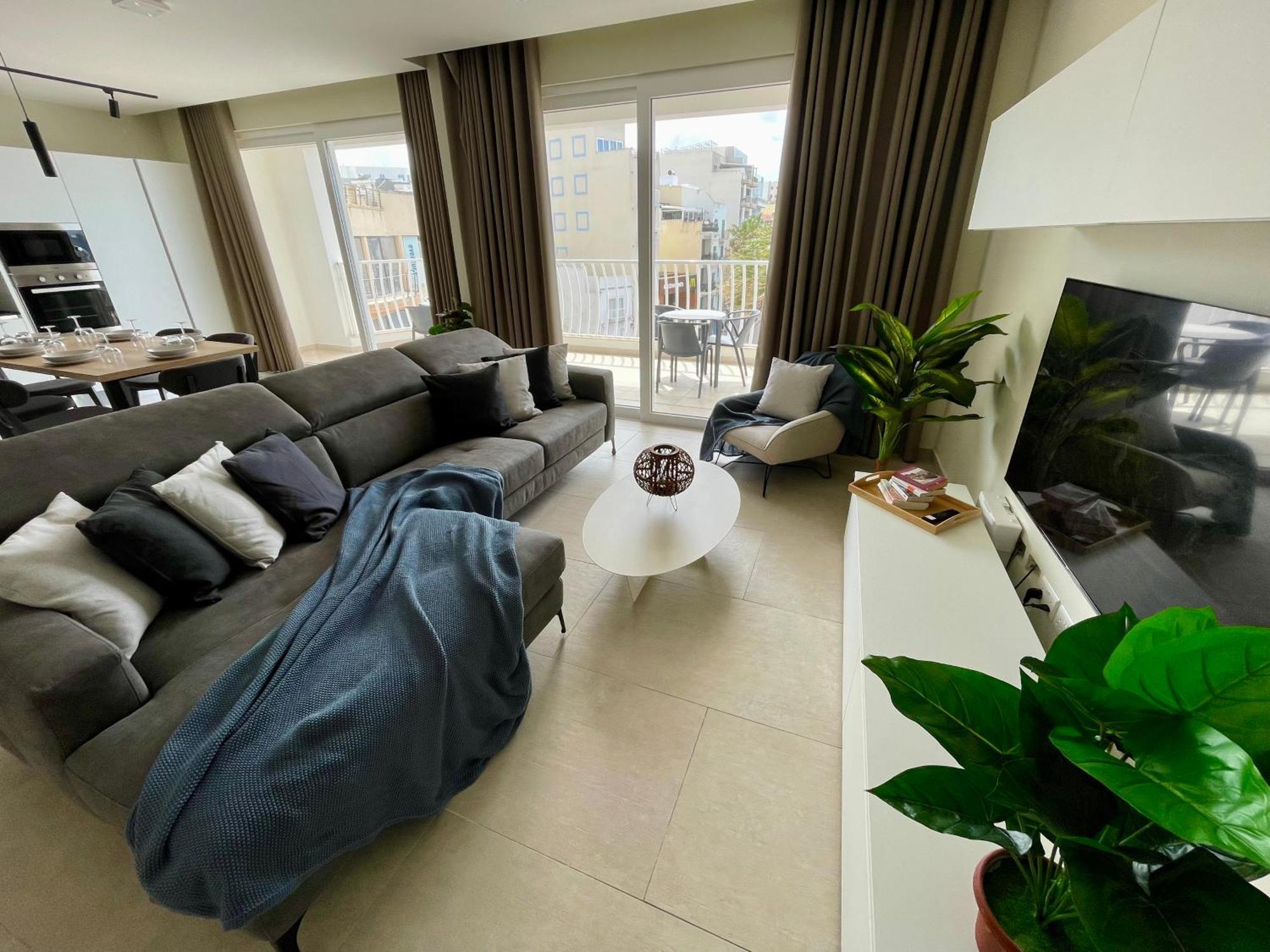 Bugibba Square Seafront Lux Apartments By Holi St. Paul's Bay Exterior photo