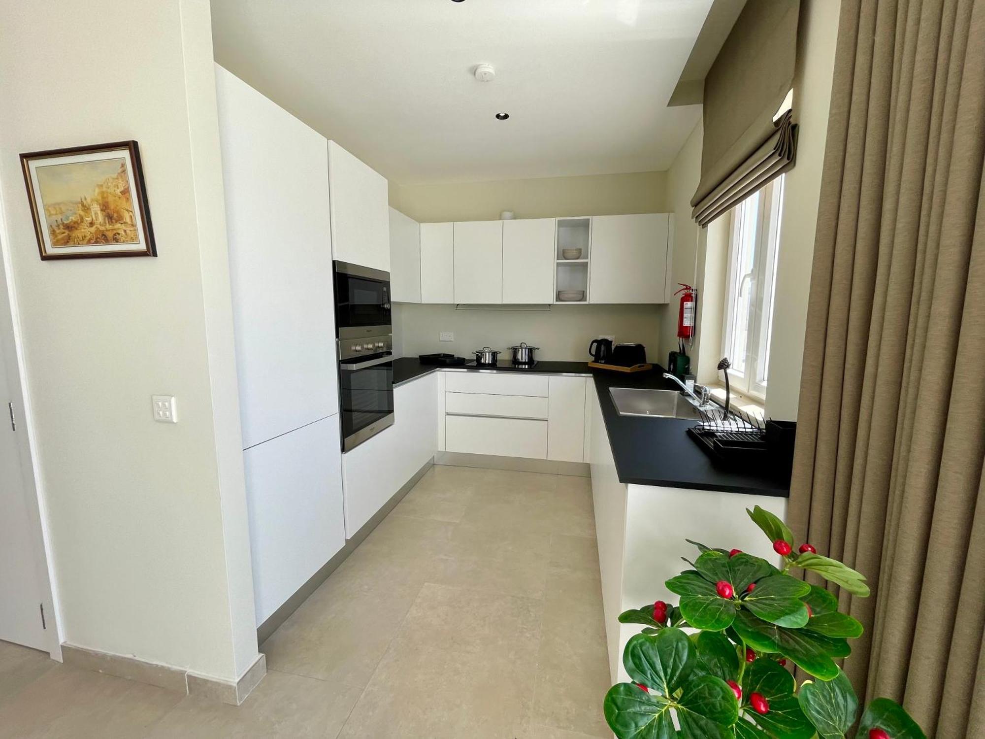 Bugibba Square Seafront Lux Apartments By Holi St. Paul's Bay Exterior photo