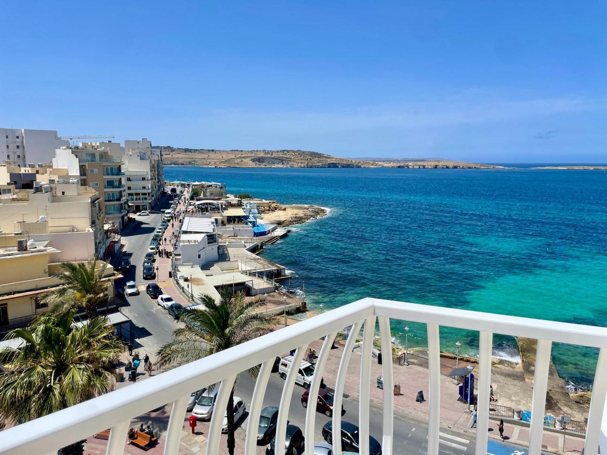 Bugibba Square Seafront Lux Apartments By Holi St. Paul's Bay Exterior photo